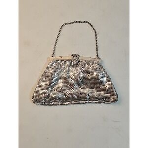Vtg Whiting & Davis Silver Tone Mesh Evening Bag Purse Clutch w Rhinestone Clasp